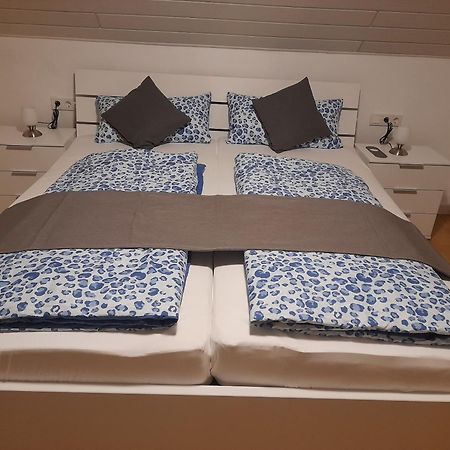 Gaestezimmer Bernkastel - Gaestehaus Barbara Pokoj fotografie